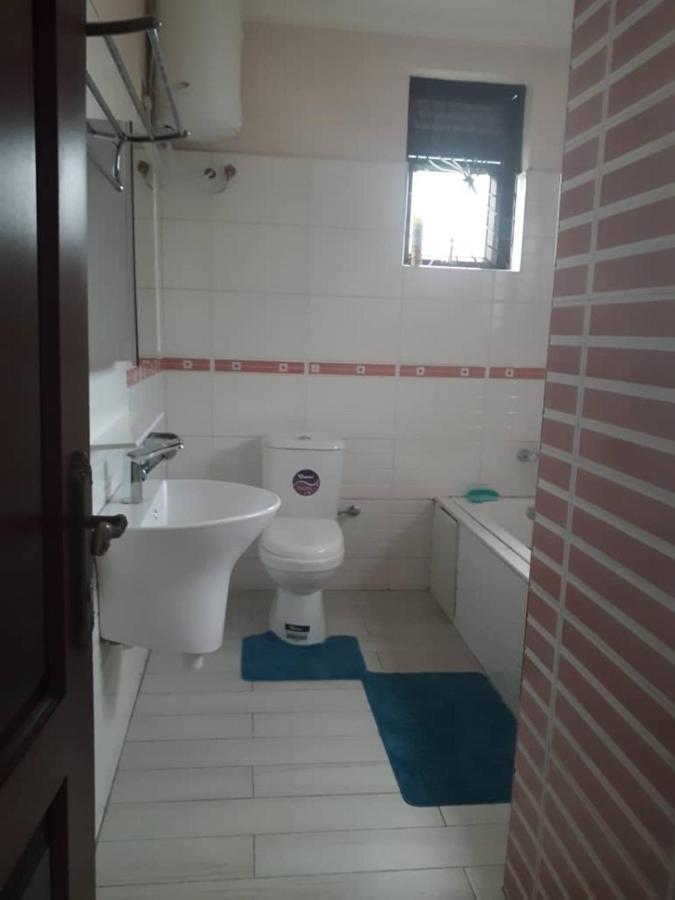 Palatine Apartments Makindye Kizungu, คัมพาลา ภายนอก รูปภาพ